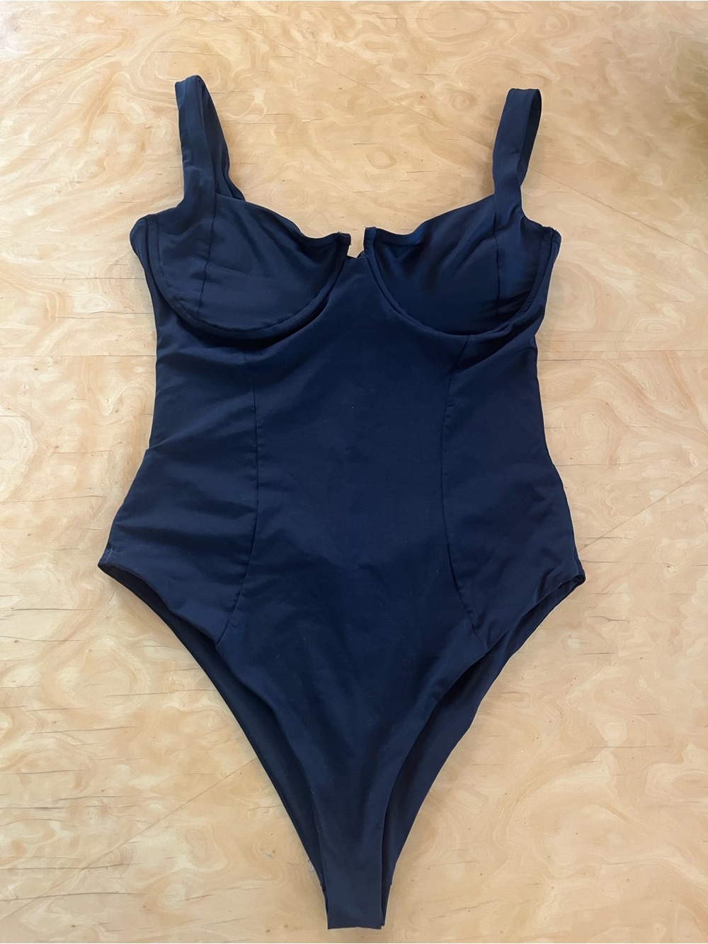 L*SPACE Classic black  One-Piece Swimsuit WOMENS